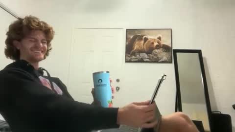 Snapshot of unverifiedbwc chatting on 12-01-25, 11:15 Stepbro online show from 12-01-25, 11:15