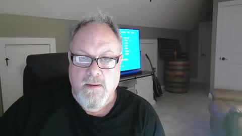 Snapshot of up2later chatting on 01-09-26, 04:59 up2later online show from 01-09-26, 04:59