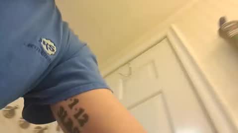 Snapshot of upforanything27 chatting on 12-15-24, 01:35 upforanything27 online show from 12-15-24, 01:35