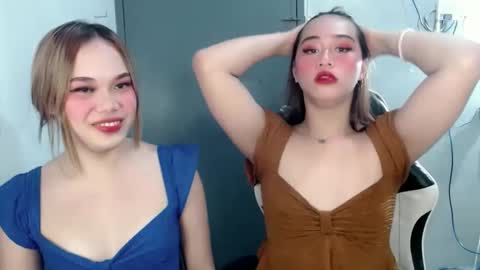 Snapshot of ur_anarosesexdoll chatting on 02-04-25, 02:17 anarose online show from 02-04-25, 02:17