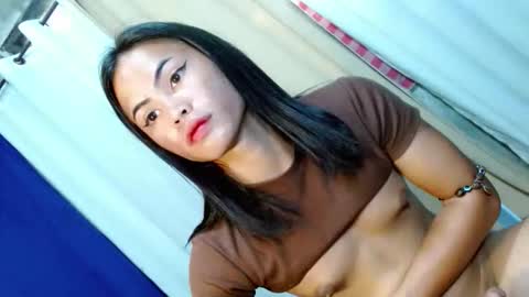 MEGS MEGS online show from 05-06-26, 12:19