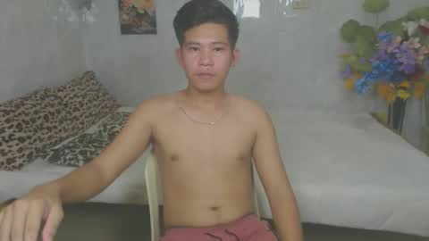 Snapshot of ur_bigcockeziekiel chatting on 04-05-26, 08:44 ur_bigcockeziekiel online show from 04-05-26, 08:44