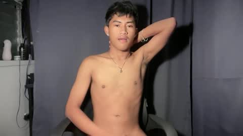 ur_fuckerbttm online show from 10-01-25, 11:33