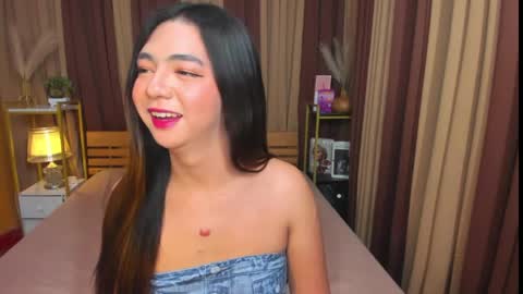 ur_girl_dwalker online show from 05-03-26, 07:58
