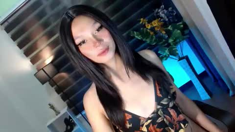 Saina Gonzales online show from 09-19-25, 08:05