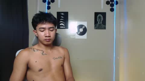 Snapshot of ur_hottestjonny chatting on 07-30-26, 11:42 jonny online show from 07-30-26, 11:42