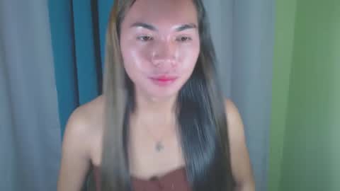 QUEENSY online show from 01-22-25, 02:37