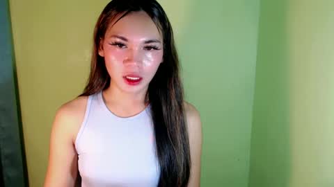 QUEENSY online show from 02-08-25, 07:04
