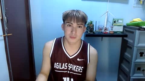 Snapshot of ur_jayqutee chatting on 01-29-25, 10:58 Ur jayqutee online show from 01-29-25, 10:58
