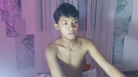 Snapshot of ur_maco chatting on 06-19-26, 03:27 ken online show from 06-19-26, 03:27