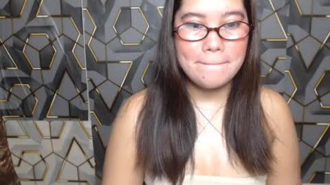 ur_prettychelsie18 online show from 06-13-26, 09:35