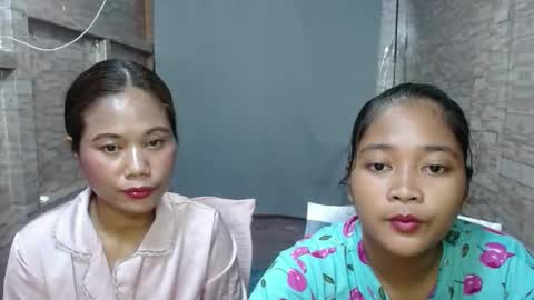 Snapshot of ur_prettymitch chatting on 11-03-25, 01:23 ur_prettymitch online show from 11-03-25, 01:23