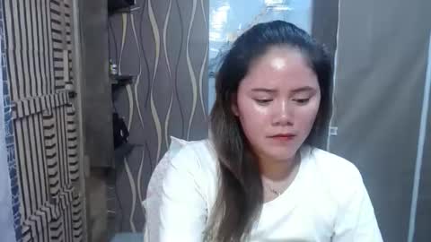 Snapshot of ur_prettymitch chatting on 04-12-26, 08:19 ur_prettymitch online show from 04-12-26, 08:19