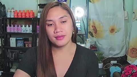 Jen online show from 12-22-24, 04:06