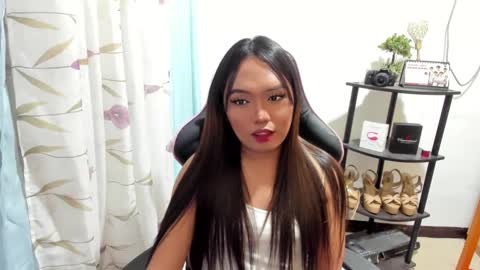 Snapshot of urasian_ivana_alawi chatting on 02-11-25, 09:25 IVANA and ALEXIA online show from 02-11-25, 09:25