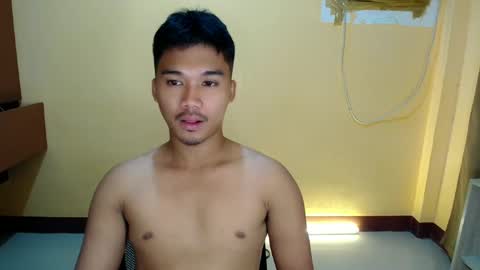 Snapshot of urasian_jpxx chatting on 03-11-26, 11:27 JAMES online show from 03-11-26, 11:27