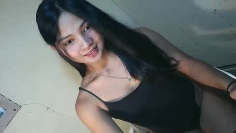 Snapshot of urasian_latinaxxx chatting on 05-25-26, 07:03 urasian_latinaxxx online show from 05-25-26, 07:03