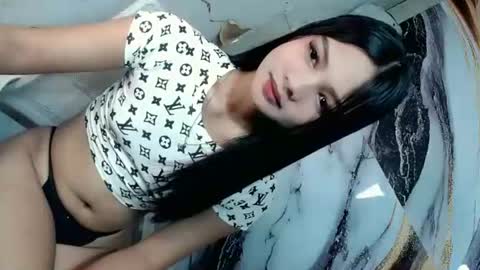 Snapshot of urasian_latinaxxx chatting on 06-17-26, 11:05 urasian_latinaxxx online show from 06-17-26, 11:05