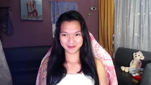 NEWRA  ALLISON online show from 11-25-25, 05:57