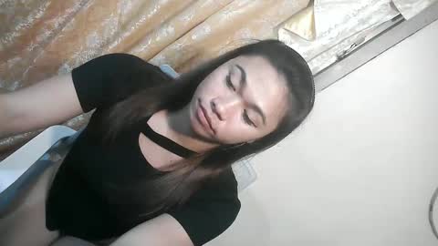 Snapshot of urasian_pinayxxx chatting on 04-09-26, 04:12 Alvie online show from 04-09-26, 04:12