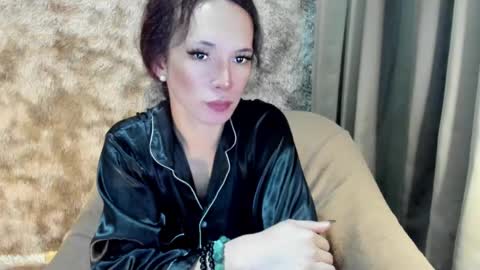 yana online show from 02-13-25, 01:26