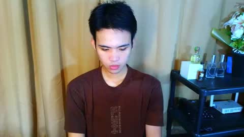 urasiancumboix2 online show from 10-29-25, 01:52