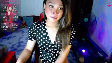 Snapshot of urasiansweet_cummer chatting on 03-08-26, 05:00 KENDRA online show from 03-08-26, 05:00