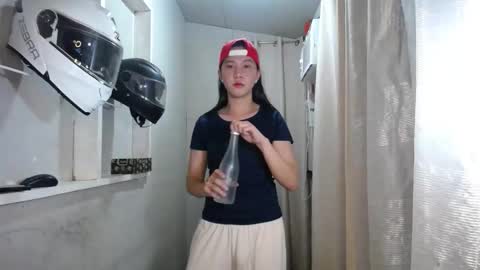 Erika online show from 09-08-25, 08:19