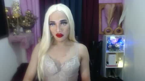 Snapshot of urcumgirlasiants chatting on 03-22-26, 03:15 KENDALL online show from 03-22-26, 03:15