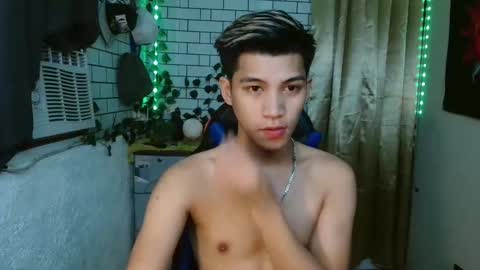 Snapshot of urcutefucking_asianboy chatting on 11-16-25, 02:11 ASIANBBYBOY online show from 11-16-25, 02:11