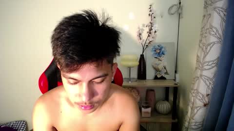 Dannie online show from 10-20-25, 04:18