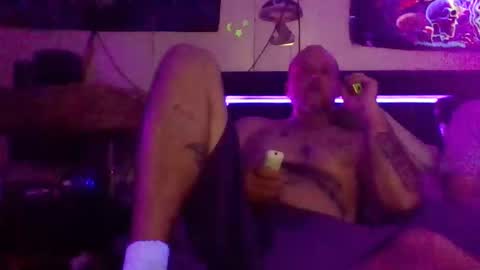 urdaddy875867 online show from 04-05-26, 05:37