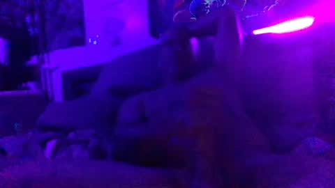 urdaddy875867 online show from 07-05-26, 03:23