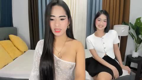 URDREAMGIRL JESS online show from 10-18-25, 11:00