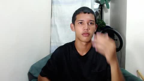 urdreamboy_clarin online show from 07-22-26, 09:12