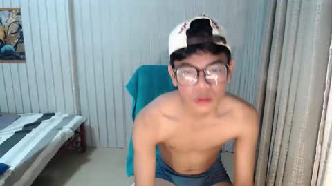 urdreamboy_doms online show from 03-26-26, 04:12