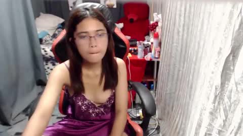 urdreamgirljayne online show from 01-07-25, 01:24