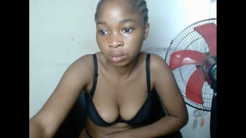 urflirtydoll online show from 02-15-25, 07:28