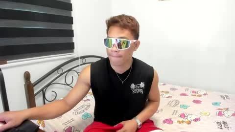 urfucker_vinz online show from 06-19-26, 05:12