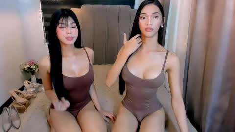 Snapshot of urfynestchina_doll chatting on 04-15-26, 03:46 Im your doll maica online show from 04-15-26, 03:46