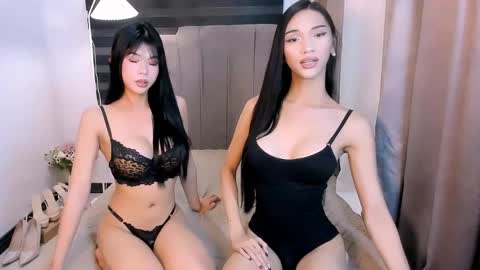 Snapshot of urfynestchina_doll chatting on 05-03-26, 03:12 Im your doll maica online show from 05-03-26, 03:12