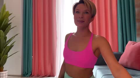 Jenny online show from 11-06-25, 09:54