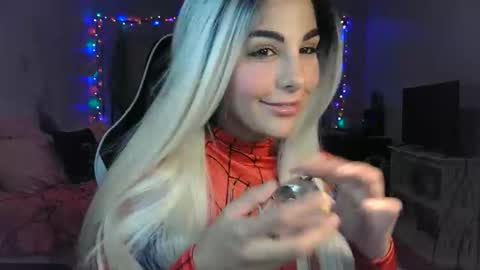 Snapshot of urgoddessmarla chatting on 10-31-25, 10:55 Goddess Marla online show from 10-31-25, 10:55