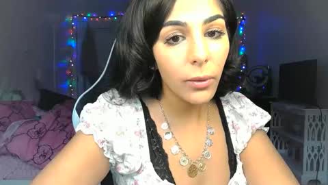 Snapshot of urgoddessmarla chatting on 11-10-25, 06:29 Goddess Marla online show from 11-10-25, 06:29