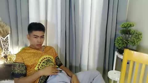 urhairy_manial online show from 02-05-26, 04:00