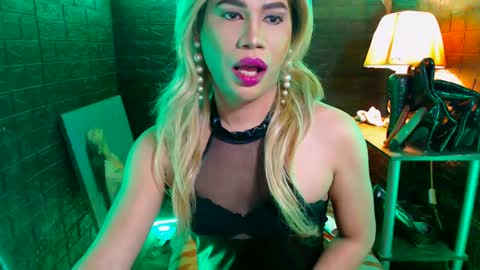 queen norelle online show from 12-13-24, 01:26