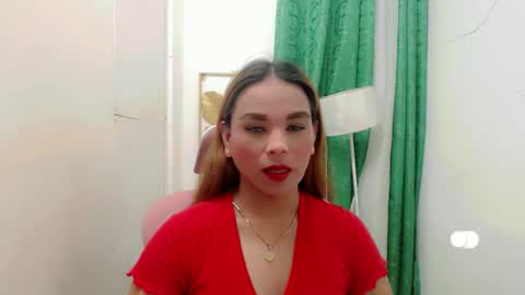 Snapshot of urhotdana chatting on 12-01-25, 09:14 Diane online show from 12-01-25, 09:14