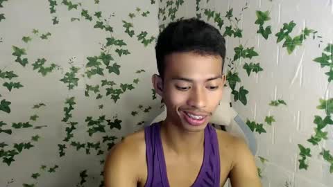 Snapshot of urhotfuckingass chatting on 12-28-24, 03:37 richard online show from 12-28-24, 03:37