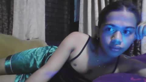 Snapshot of urhottest_zoe chatting on 02-05-26, 12:10 zoe online show from 02-05-26, 12:10