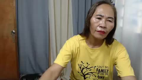 urhotvivian11 online show from 09-15-25, 01:49